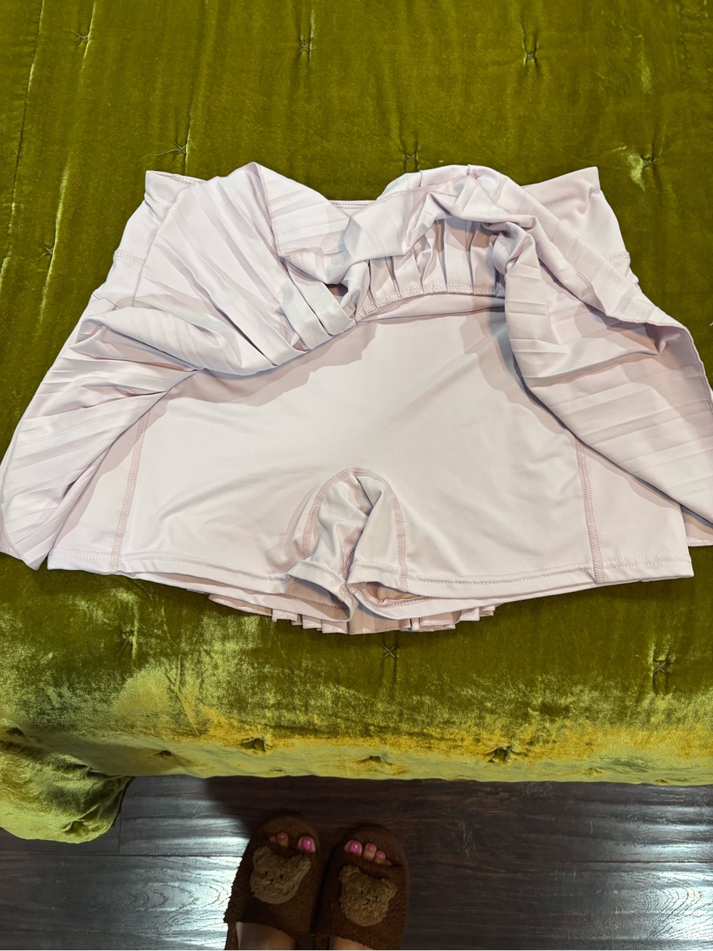 GOLDHINGE Pleated tennis Skirt in Light Pink - Picture 2 of 3